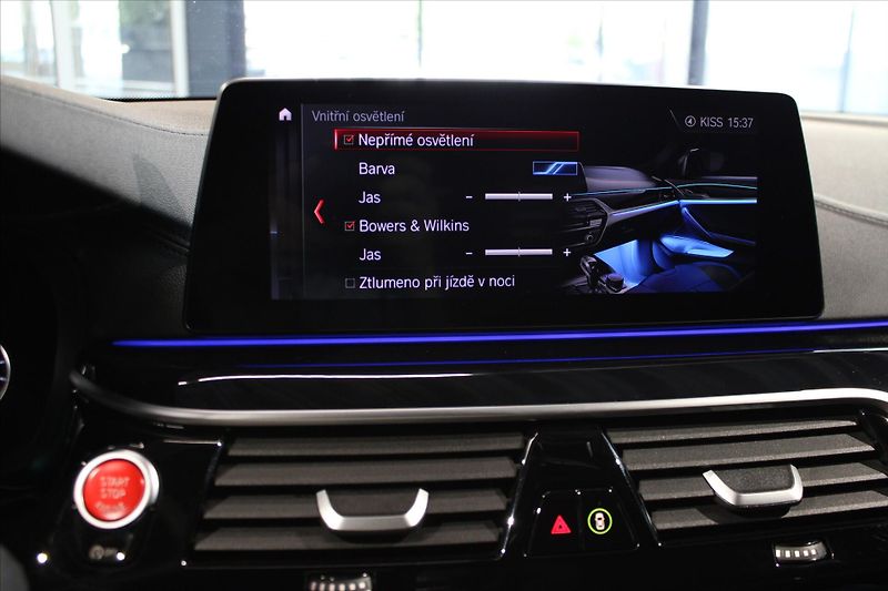 BMW M5 Competition 460kw CZ/adLED/B&W - fotka 23 z 32