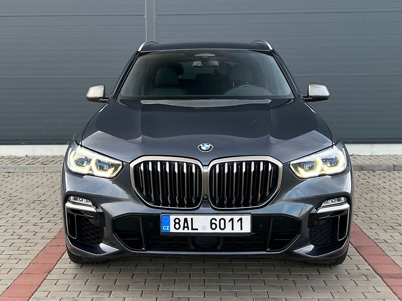 BMW X5 M50d xDrive-TOP STAV - fotka 2 z 57
