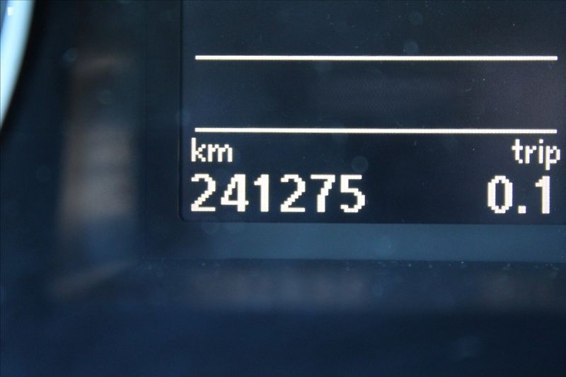 Volkswagen Passat 2,0 TDI  4x4,TAŽNÉ,NAVIGACE - fotka 9 z 29