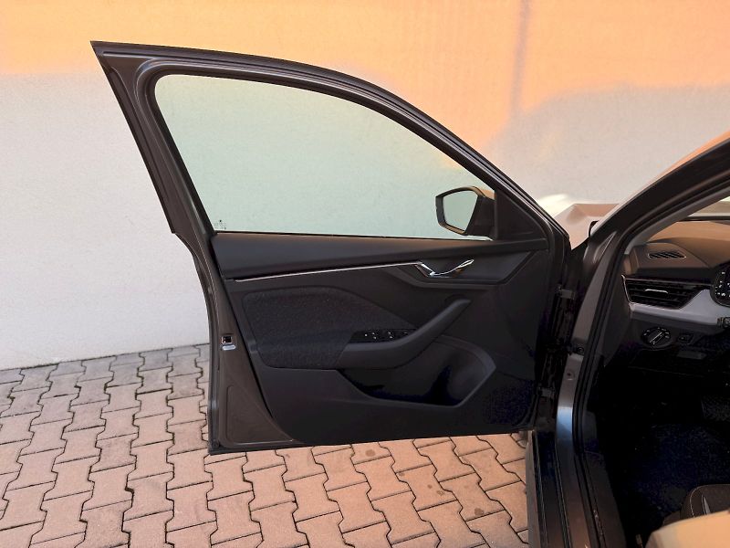 Škoda Kamiq (2025) SELEC TSI 85/1.0 A7F - fotka 20 z 32