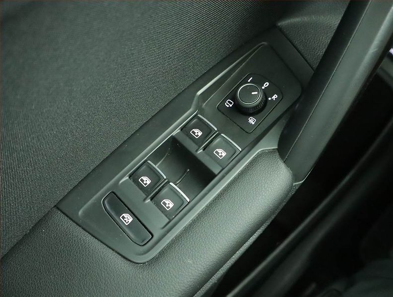 Volkswagen Tiguan Allspace (2023) Life 2.0 TDI - fotka 17 z 17