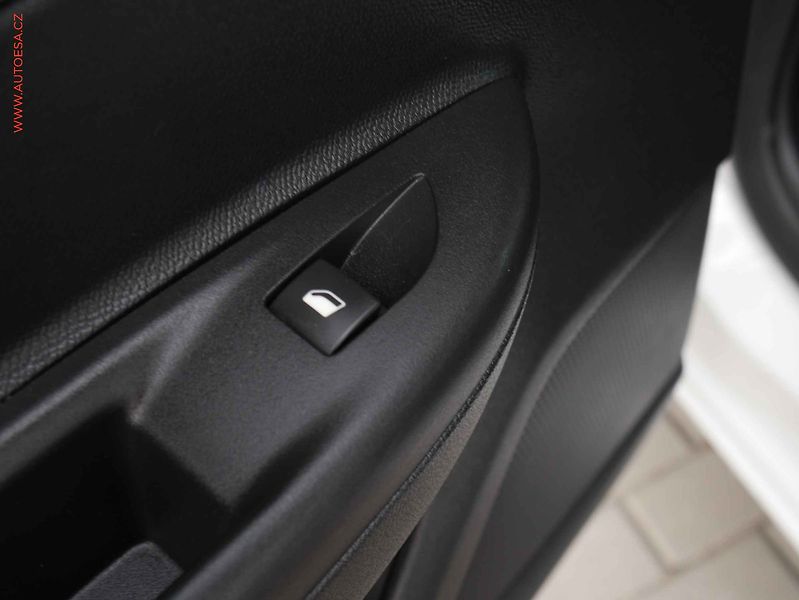 Opel Mokka (2023) 1.2PT, 2.maj,ČR, Servisní - fotka 12 z 21