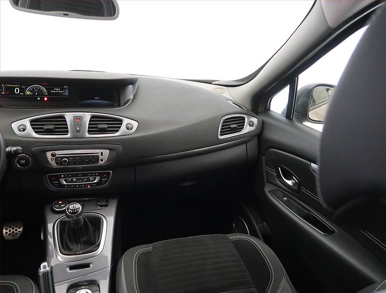 Renault Scénic (2013) BOSE 1.2 TCe, Navi, Tempomat - fotka 8 z 22