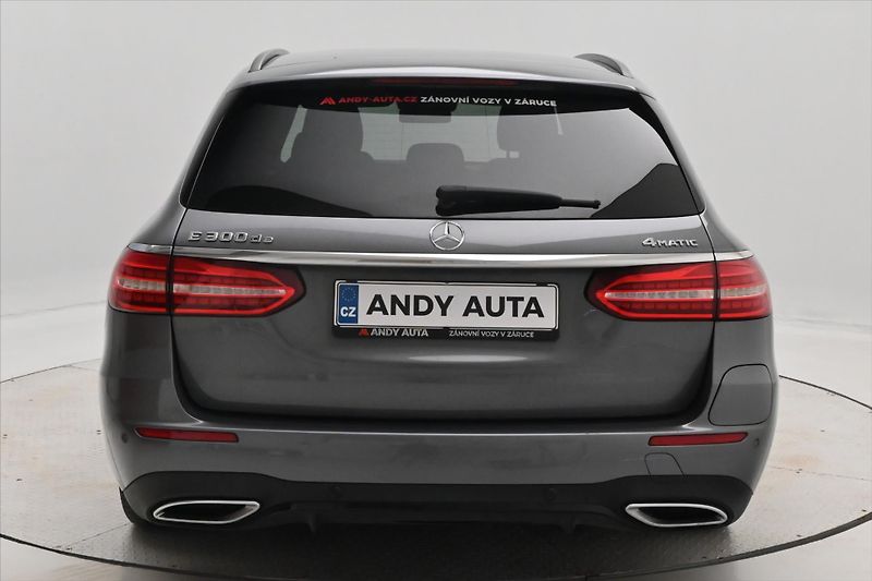 Mercedes-Benz Třídy E 2,0 300de 225kW 4Matic Záruka - fotka 6 z 30