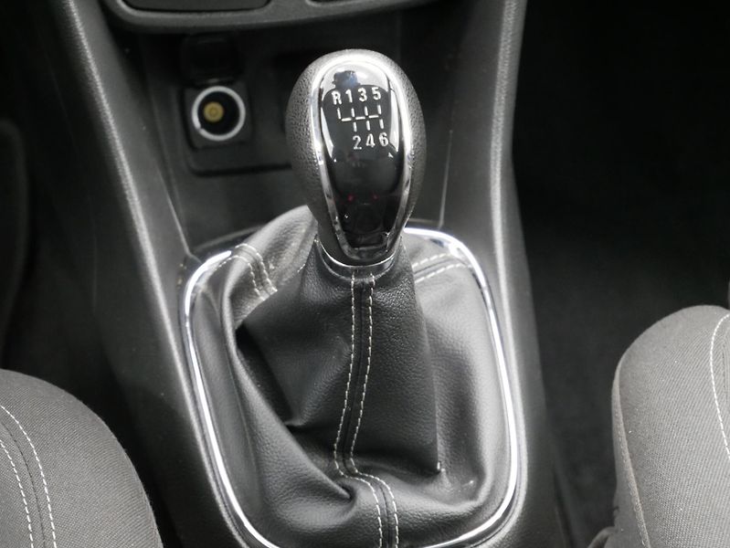 Opel Mokka - fotka 24 z 28