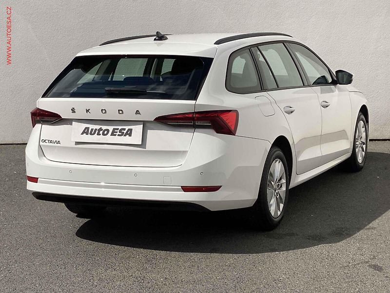 Škoda Octavia (2020) 2.0TDi, ČR, LED - fotka 4 z 18