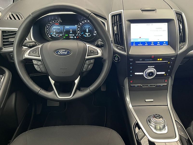 Ford Galaxy 2.5 HEV TITANIUM 7 míst - fotka 8 z 59