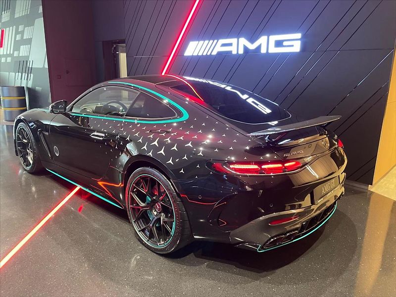 Mercedes-Benz AMG GT (2025) 4,0 Mercedes 63 PRO 4MATIC+ - fotka 4 z 22