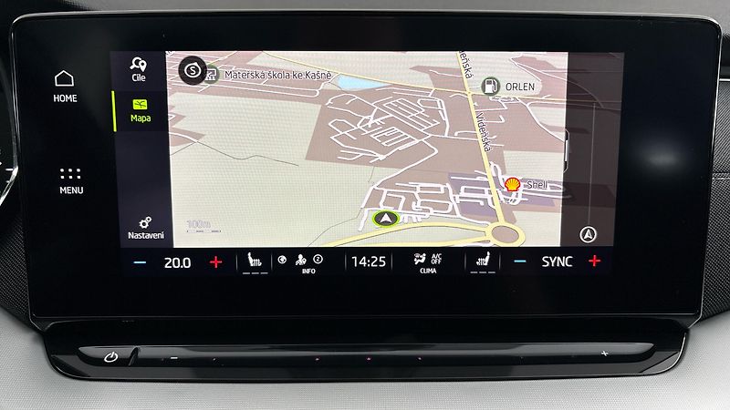 Škoda Octavia 2.0 TDI DSG Style Combi - fotka 26 z 27