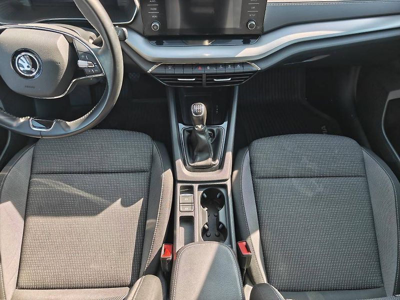 Škoda Octavia Ambition 6MP 2,0TDI - fotka 9 z 21