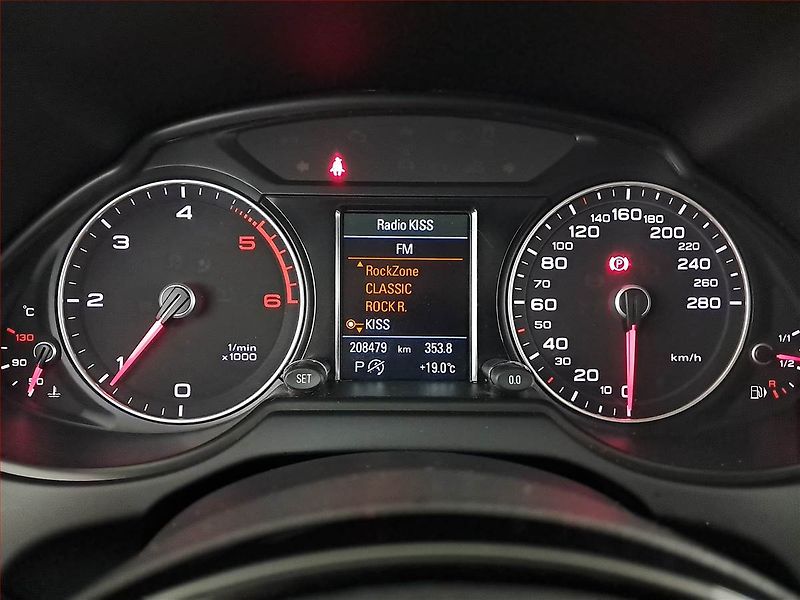 Audi Q5 (2014) 2.0 TDI, 4X4, Automat - fotka 11 z 19
