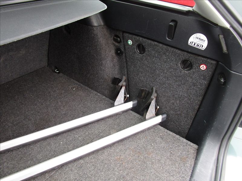 Škoda Octavia Combi 1.9TDi Ambiente, Klima - fotka 35 z 41
