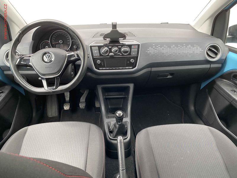 Volkswagen up! (2017) 1.0 MPi, Sound, výhřev sed - fotka 8 z 15