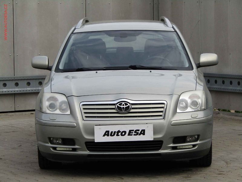 Toyota Avensis (2005) 2.0 i, servis.kniha - fotka 2 z 19