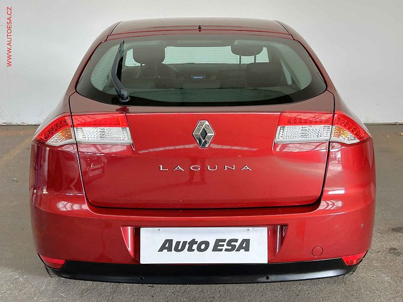 Renault Laguna (2010) 1.6i, 1.maj, AC, tempo - fotka 5 z 15