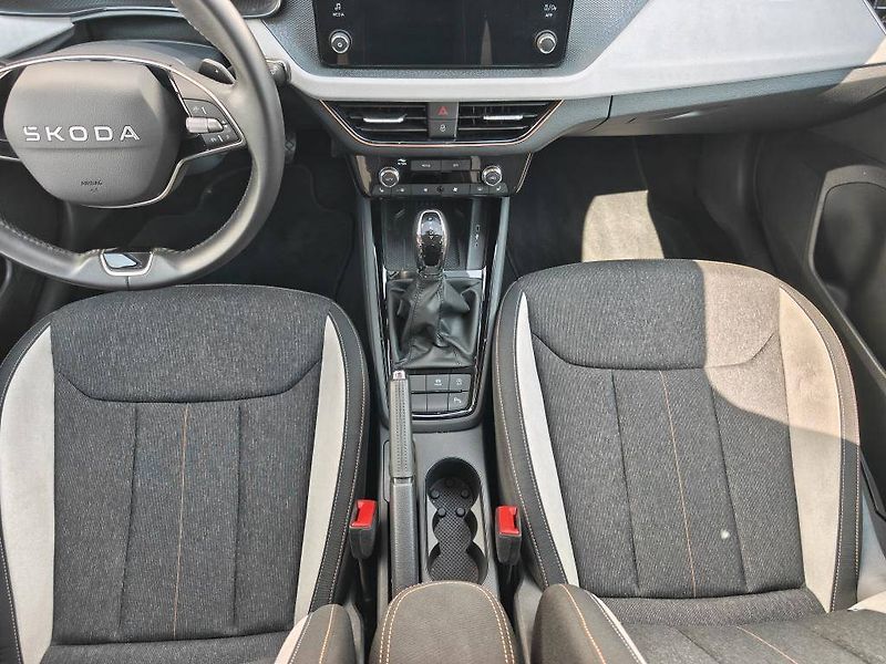 Škoda Scala Top Selection 7DSG 1,0TSI - fotka 9 z 23