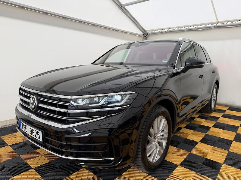 Volkswagen Touareg 3.0Tdi*1-MAJ*DPH*ELEGANCE* - fotka 2 z 49
