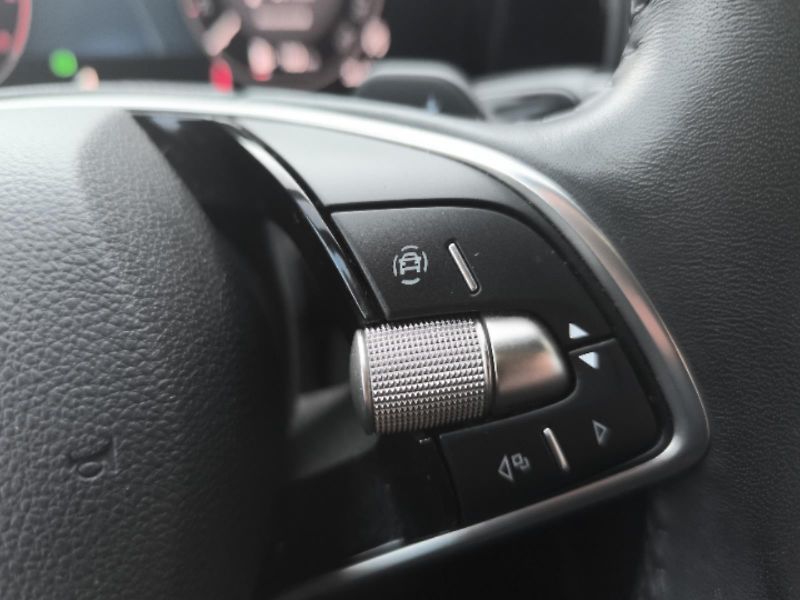 Škoda Kodiaq 2.0TDi 4X4 Selection Exclusive - fotka 11 z 26