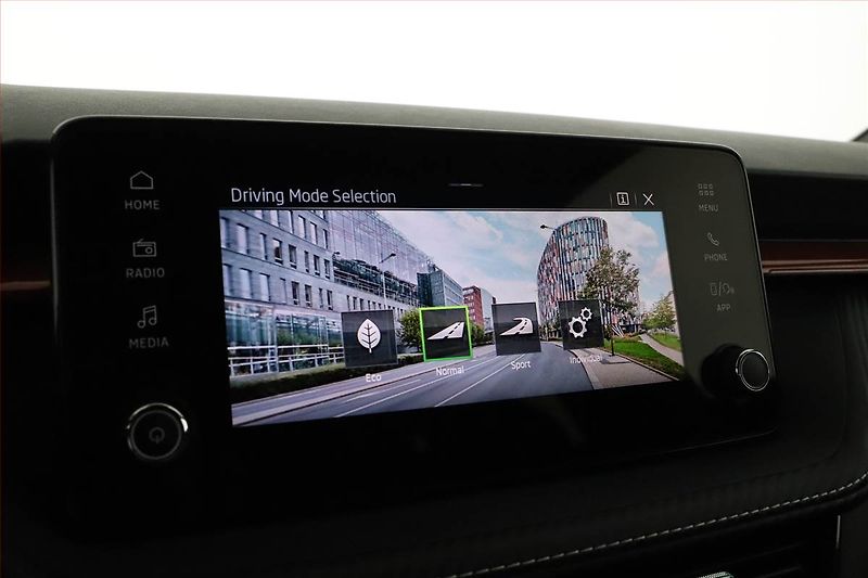 Škoda Fabia (2025) 1.0 TSI, Monte Carlo, FullLed - fotka 14 z 14