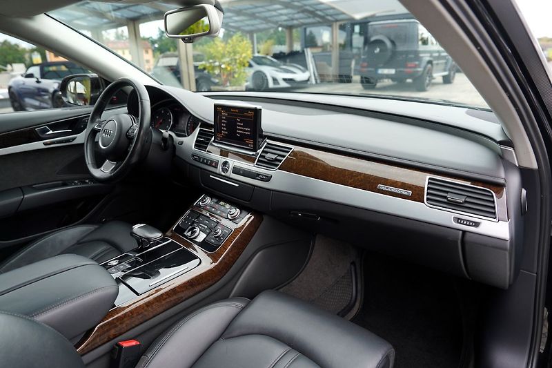 Audi A8 3.0 TDI Quattro/250 PS/ČR - fotka 26 z 50