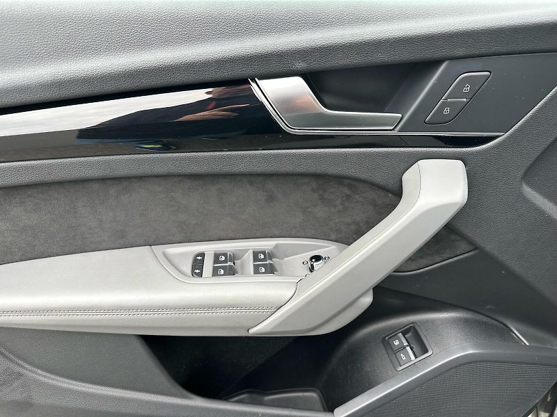 Audi Q5 4x4 PHEV 270kW SoH:87,8% - fotka 17 z 24