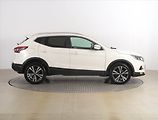 Nissan Qashqai (2018) 1.5 dCi, Serv.kniha, Navi - náhled 6