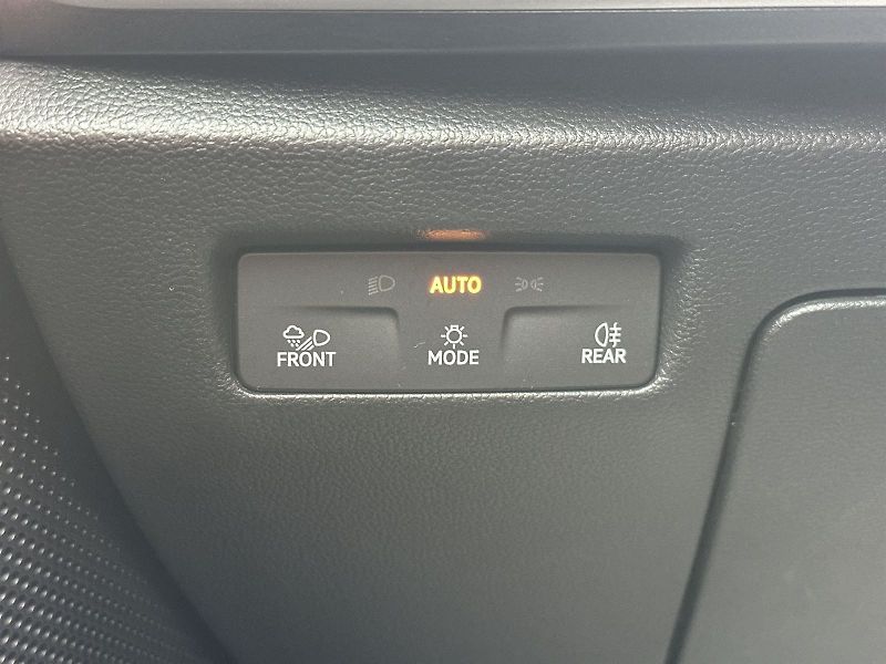 Škoda Superb (2024) 2.0 TSI 4x4 DSG L&K - fotka 18 z 45