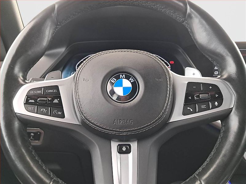 BMW X5 (2022) xDrive30d - fotka 21 z 25