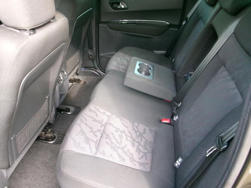 Peugeot 3008 (2010) 1.6 HDi KOUPENO ČR - fotka 7 z 12
