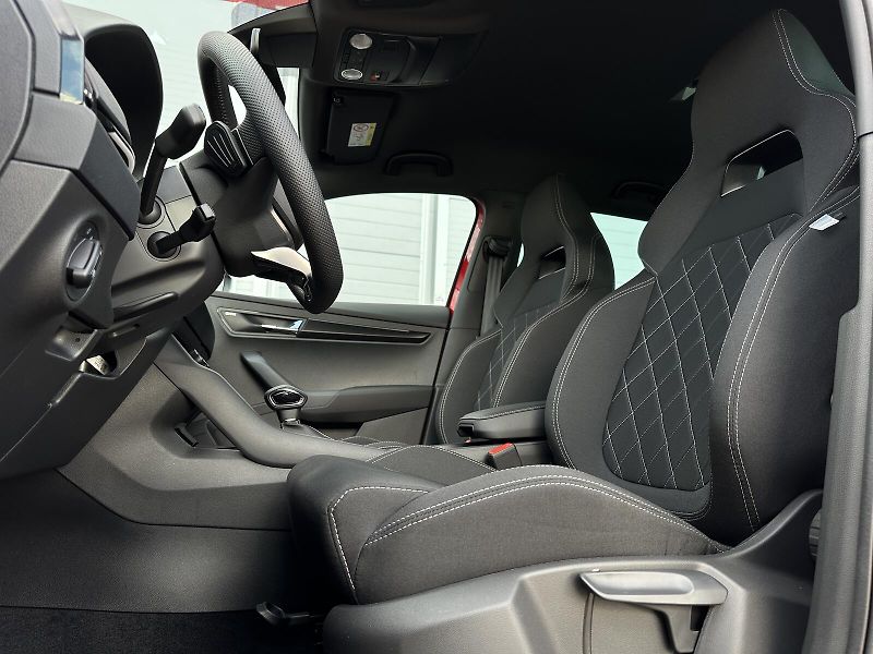 Škoda Karoq 1.5TSi DSG 150PS Sportline Mat - fotka 13 z 48
