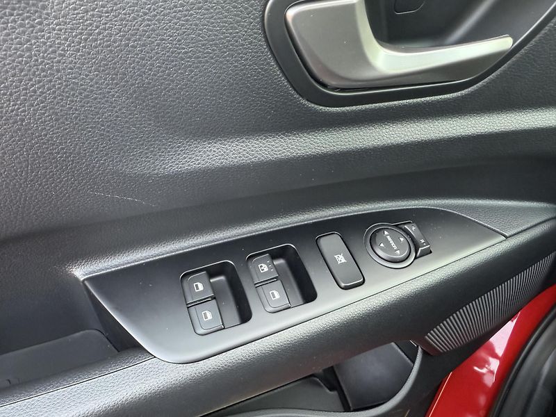 Kia Stonic (2026) SPIN 1.0 T-GDI 74 KW  - fotka 14 z 16