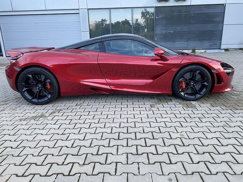 McLaren 720S (2020) TOP STAV - fotka 5 z 16