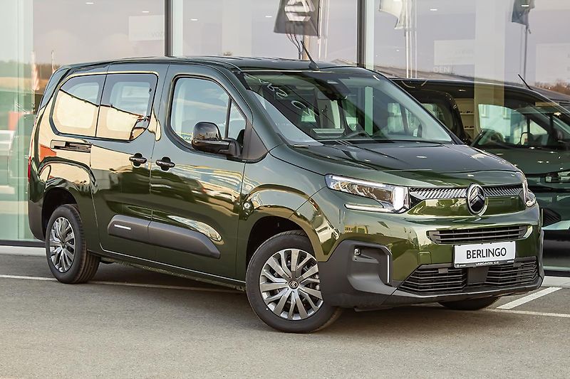 Citroën Berlingo (2026) 1,5 XL PLUS + kamera +vyhř.sed - fotka 3 z 17
