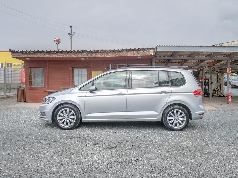 Volkswagen Touran (2019) 2.0TDI 110KW – Cebia 5*! - fotka 10 z 53
