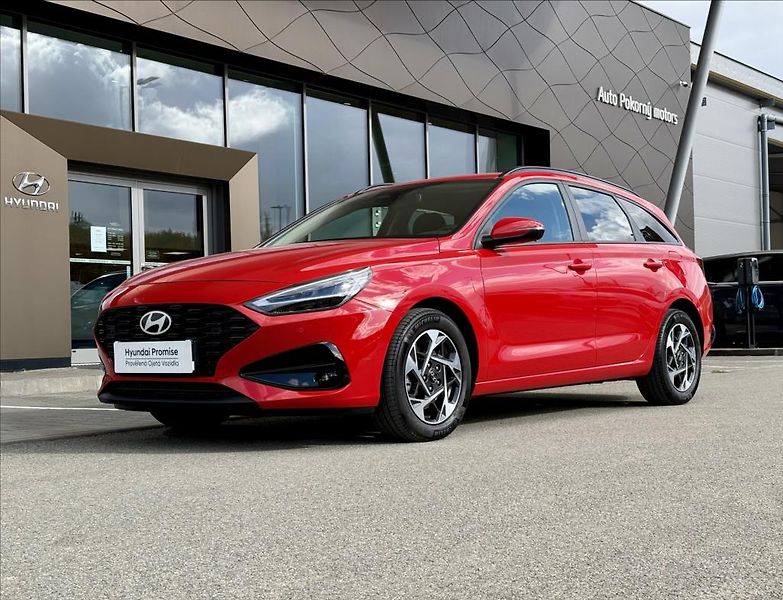 Hyundai i30 1,5 T DCT  WG FL Family Climat - fotka 1 z 26