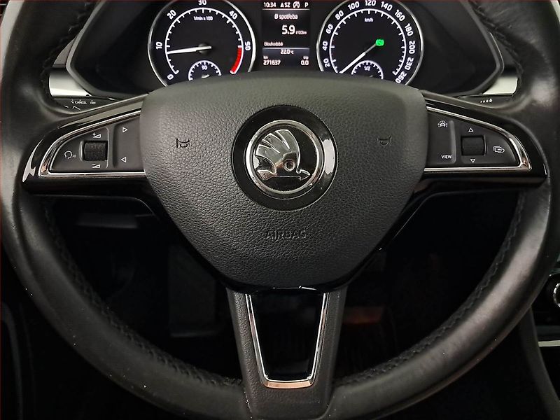 Škoda Superb (2019) 2.0 TDI, Automat, Kůže, Navi - fotka 21 z 26