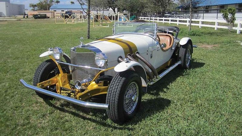 Excalibur Series IV z roku 1982.