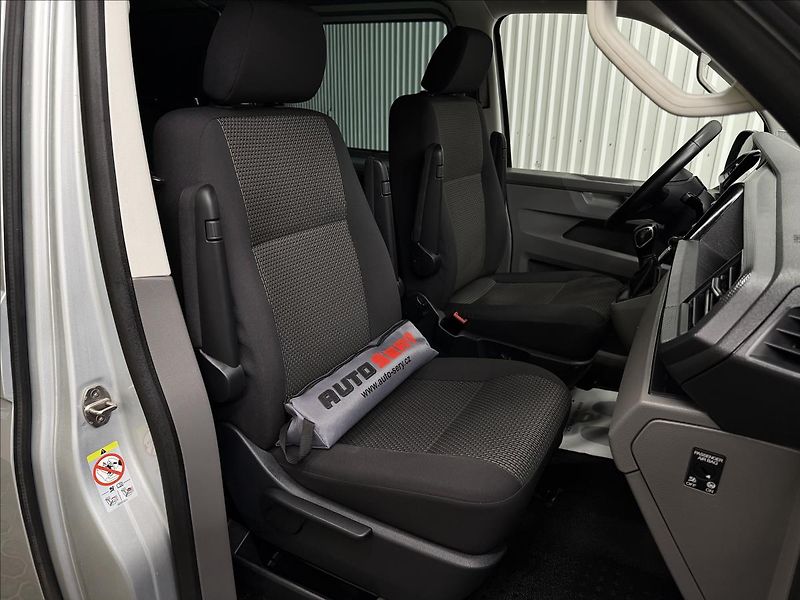 Volkswagen Transporter 2.0TDI 146kW DSG 4MOTION LONG - fotka 35 z 40