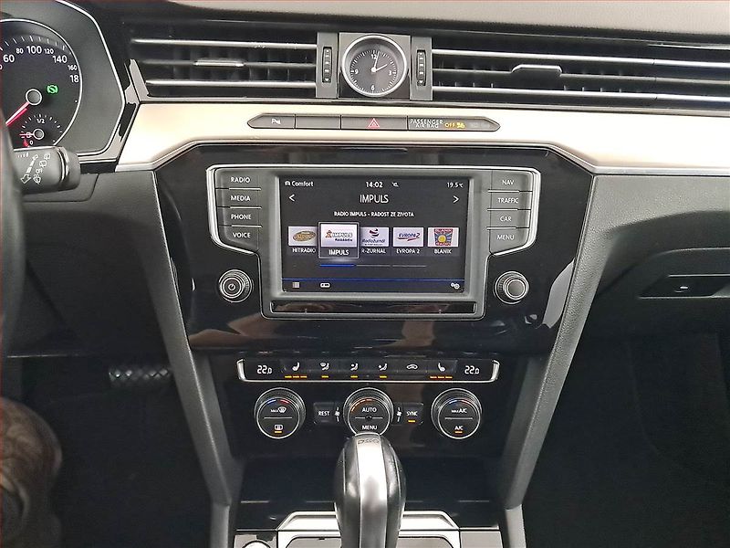 Volkswagen Passat (2017) Highline 2.0 BiTDI, 4X4 - fotka 12 z 19