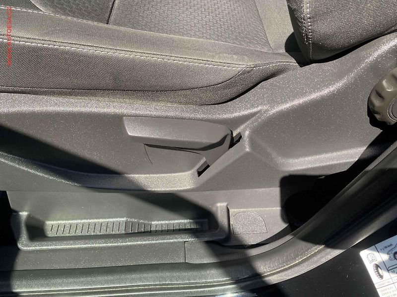 Ford Kuga (2018) 1.5 EB, Trend, TZ - fotka 14 z 16