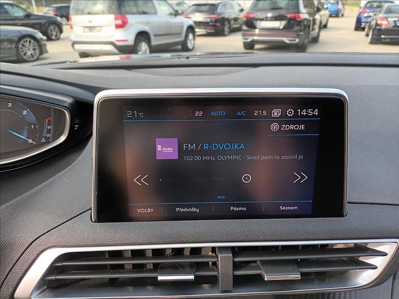 Peugeot 5008 1,6 HDI,88KW,ČR,7MÍST,NAVI,TZ, - fotka 33 z 46