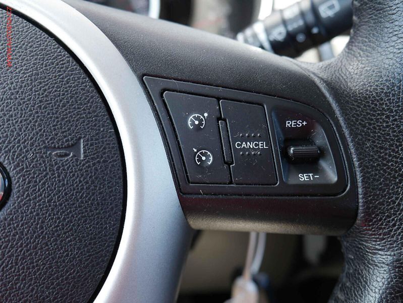 Kia Venga (2011) 1.6 CVVT, AT, tempo, park - fotka 15 z 18