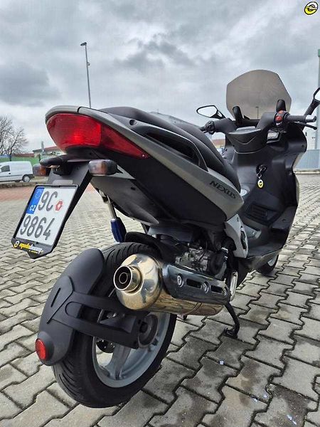 Gilera Nexus 500 (2005) - fotka 15 z 21