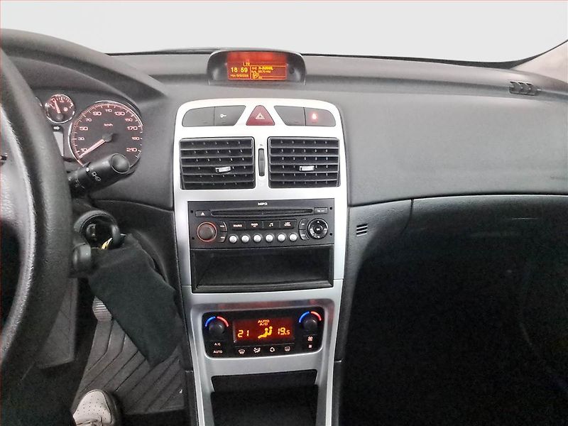 Peugeot 307 (2006) 1.6 16V, nová STK, v provozu - fotka 11 z 14