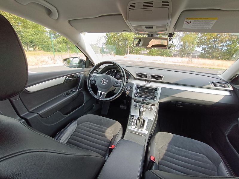 Volkswagen Passat (2013) VW Passat 2.0 TDI 4Motion DSG - fotka 18 z 32