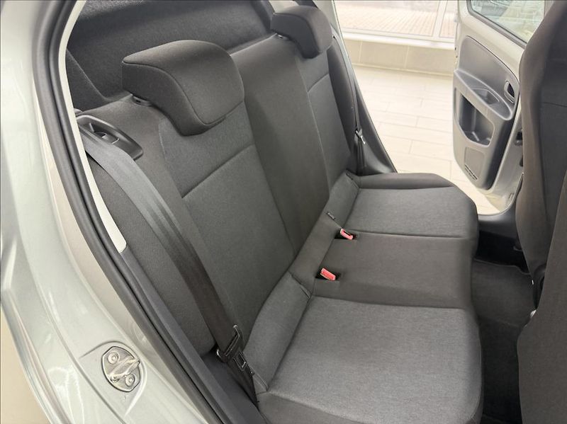Škoda Citigo 1,0 MPI, Klimatizace - fotka 20 z 24