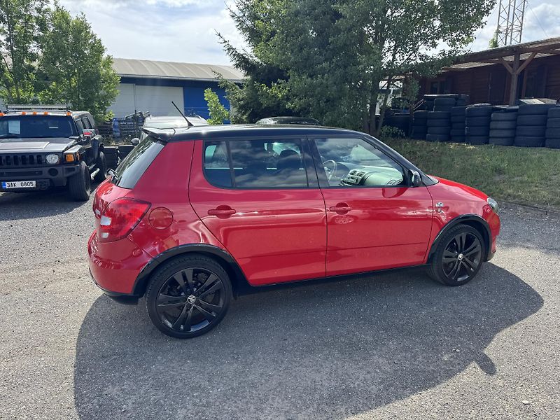 Škoda Fabia 1.2 TSI MONTE CARLO - fotka 4 z 12
