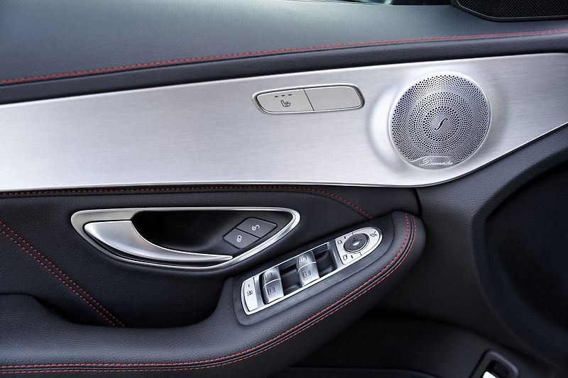 Mercedes-Benz Třídy C C43 AMG 4Matic/ČR/Performance - fotka 14 z 42