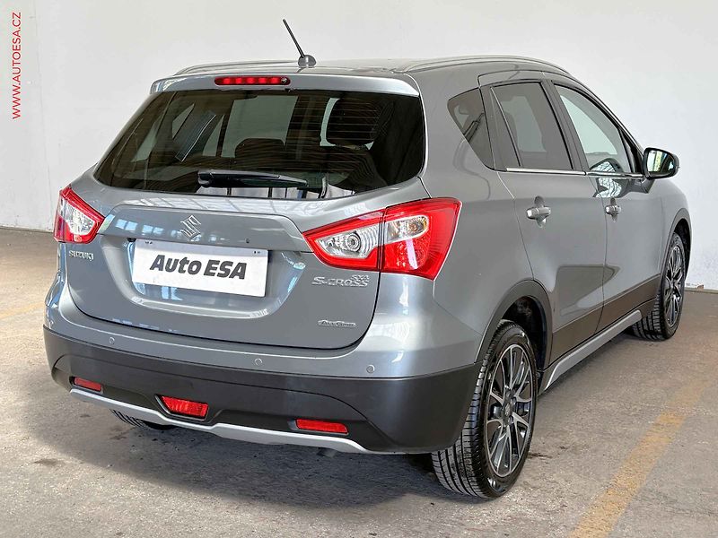 Suzuki S-Cross (2016) 1.6 VVTi, Elegance - fotka 4 z 17