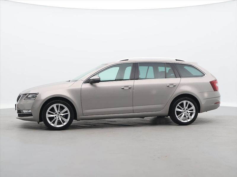 Škoda Octavia 1,4 TSI 110 kW Style - fotka 4 z 28